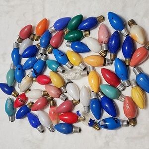 VINTAGE  1950'S  - 1960'S  REPLACEMENT C9 SIZE CHRISTMAS LIGHT BULBS.